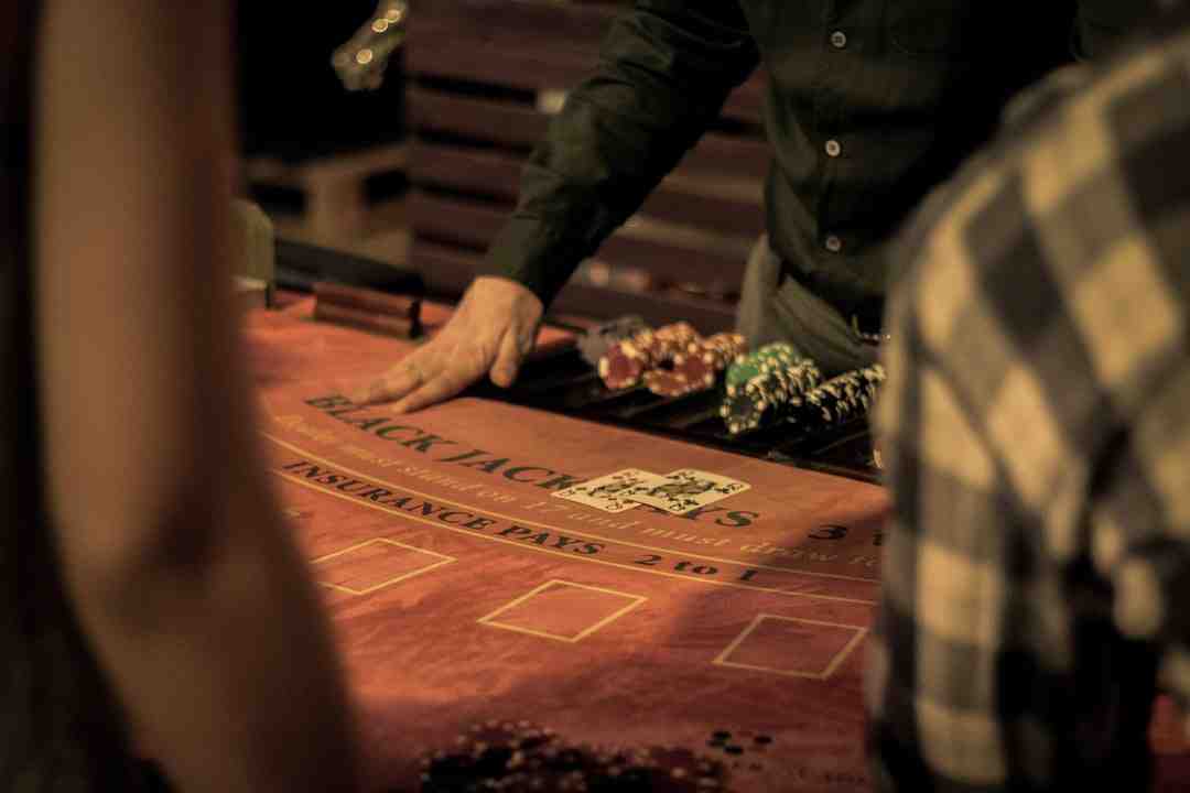 Pourquoi le casino gagne toujours au Blackjack ?